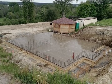 Армирование, заливка плиты с выпусками на стены цокольного этажа