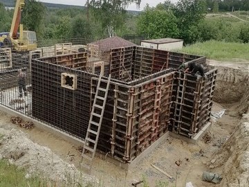 Монтаж стеновой опалубки h-3м